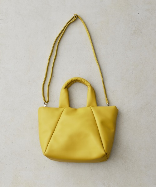Actually（アクチュアリー）の「フェイクレザー 中綿2wayトート（トートバッグ・レディース・イエロー/アイボリー/ブラック/ブルー・フリー）」の19枚目の写真