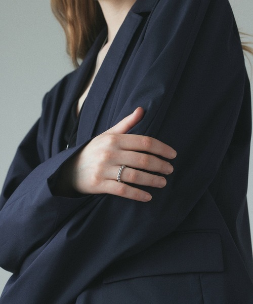 CENE（セネ）の「【CENE】セネ/ツイストフープリング（リング・レディース・ゴールド/シルバー・#11/#13/#9/#15/#8）」の11枚目の写真