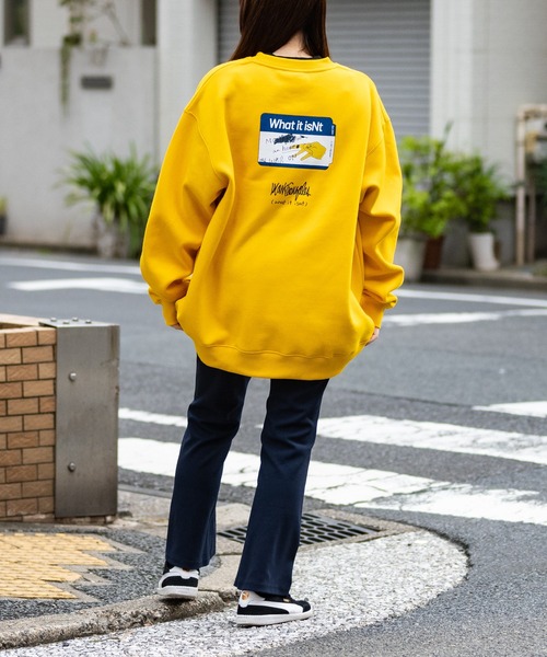 （What it isNt）ART BY MARKGONZALES（ワットイットイズント）の「【h】〔(What it isNT)art by MARKGONZALES〕裏起毛 バックプリント RELAX FIT トレーナー（スウェット・メンズ・イエロー/ロイヤルブルー/ホワイト・MEDIUM/LARGE/X-LARGE）」の16枚目の写真