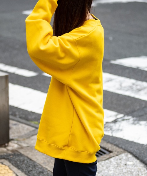 （What it isNt）ART BY MARKGONZALES（ワットイットイズント）の「【h】〔(What it isNT)art by MARKGONZALES〕裏起毛 バックプリント RELAX FIT トレーナー（スウェット・メンズ・イエロー/ロイヤルブルー/ホワイト・MEDIUM/LARGE/X-LARGE）」の19枚目の写真
