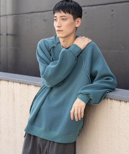 niko and（ニコアンド）の「裏毛アウトソーイングプルオーバー