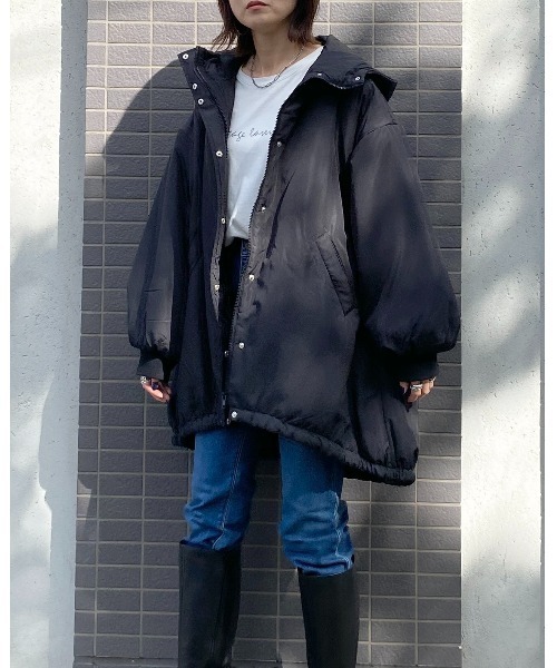 【セール】スタンドカラーフード付きロング丈中綿ダウンモンスターコート（ダウンジャケット/コート）｜She's Closet（シーズクローゼット）