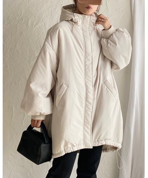 【セール】スタンドカラーフード付きロング丈中綿ダウンモンスターコート（ダウンジャケット/コート）｜She's Closet（シーズクローゼット）