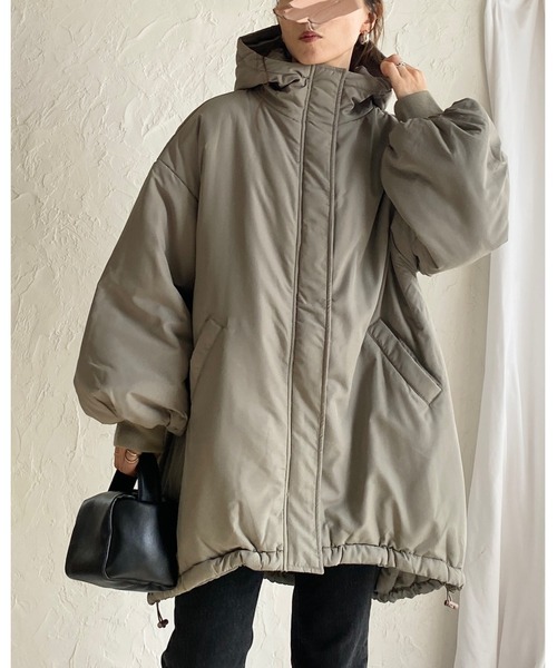 【セール】スタンドカラーフード付きロング丈中綿ダウンモンスターコート（ダウンジャケット/コート）｜She's Closet（シーズクローゼット）