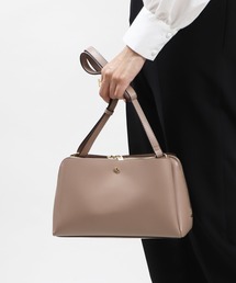 Bermosa（ベルモサ）の「3層タイプ 軽量 ショルダーバッグ（ショルダーバッグ）」