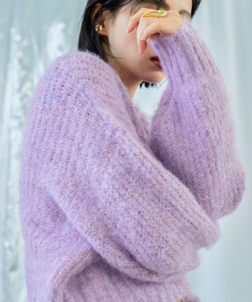 Fashion Letter(ファッションレター)の「ラウンドネック クロップド丈 モヘアニットプルオーバー(ニット/セーター・レディース・ブルー/グレー/ライトグレー/ライトパープル・M)」の4枚目の写真