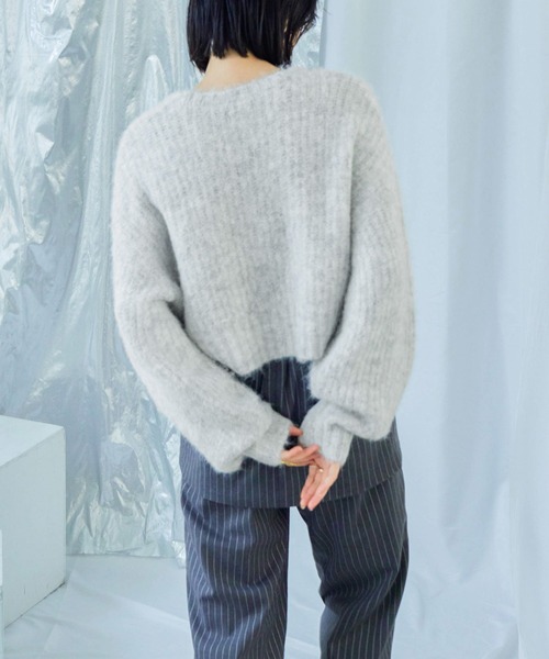 Fashion Letter(ファッションレター)の「ラウンドネック クロップド丈 モヘアニットプルオーバー(ニット/セーター・レディース・ブルー/グレー/ライトグレー/ライトパープル・M)」の5枚目の写真
