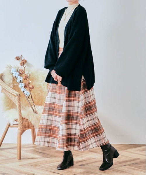 kirakiraShop(キラキラショップ)の「裏起毛 ハイネック ニット トップス(ニット/セーター・レディース・ベージュ/ブラック/ブラウン/アイボリー/オレンジ/ホワイト・S-M/M-L)」の15枚目の写真