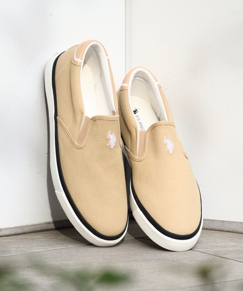 U.S. POLO ASSN.（ユーエスポロアッスン）の「【U.S. POLO ASSN./ユーエスポロアッスン】ワンポイント ダブルホースマン刺繍 キャンバス スリッポン（スリッポン・レディース・ホワイト/ベージュ/ブラック・25.5cm/27.0cm/24.5cm/23.5cm/22.5cm/26.5cm/23.0cm/26.0cm/25.0cm/24.0cm）」の3枚目の写真