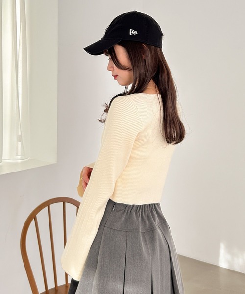 Heather（ヘザー）の「ハートネックデザインニット  102410（ニット/セーター・レディース・アイボリー/ブラック/グレー・FREE）」の6枚目の写真