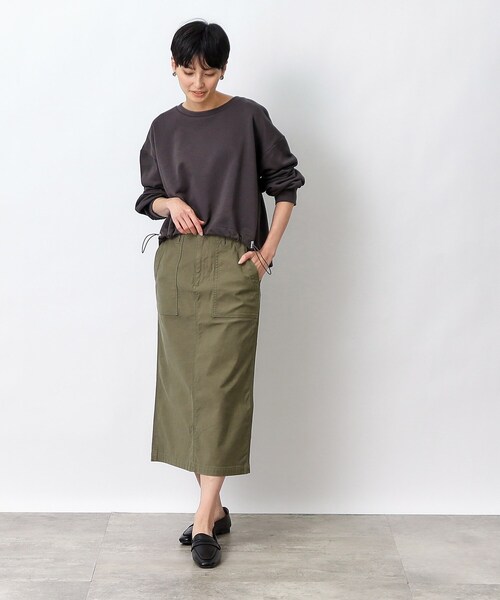 OPAQUE.CLIP(オペークドットクリップ)の「ストレッチベイカースカート/オーガニックコットン混【洗濯機洗い可/ストレッチ】(スカート・レディース・オフホワイト/ブラック/カーキ・40/38/42/36/34)」の17枚目の写真