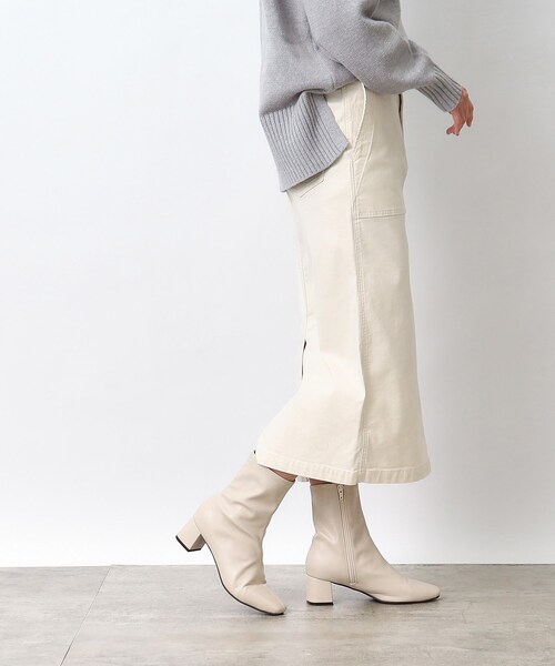 OPAQUE.CLIP(オペークドットクリップ)の「ストレッチベイカースカート/オーガニックコットン混【洗濯機洗い可/ストレッチ】(スカート・レディース・オフホワイト/ブラック/カーキ・40/38/42/36/34)」の21枚目の写真