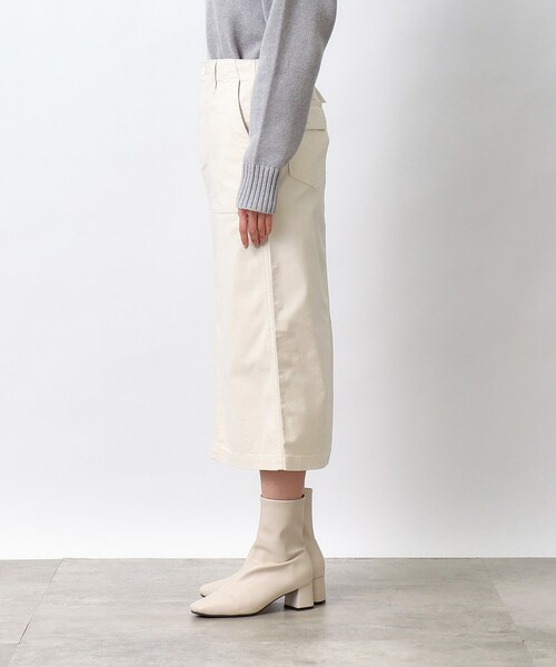 OPAQUE.CLIP(オペークドットクリップ)の「ストレッチベイカースカート/オーガニックコットン混【洗濯機洗い可/ストレッチ】(スカート・レディース・オフホワイト/ブラック/カーキ・40/38/42/36/34)」の10枚目の写真