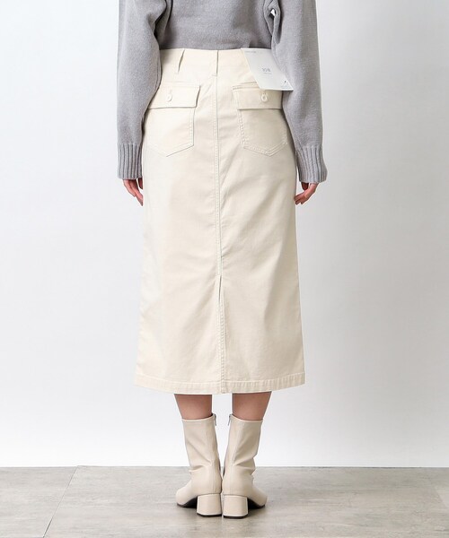 OPAQUE.CLIP(オペークドットクリップ)の「ストレッチベイカースカート/オーガニックコットン混【洗濯機洗い可/ストレッチ】(スカート・レディース・オフホワイト/ブラック/カーキ・40/38/42/36/34)」の11枚目の写真