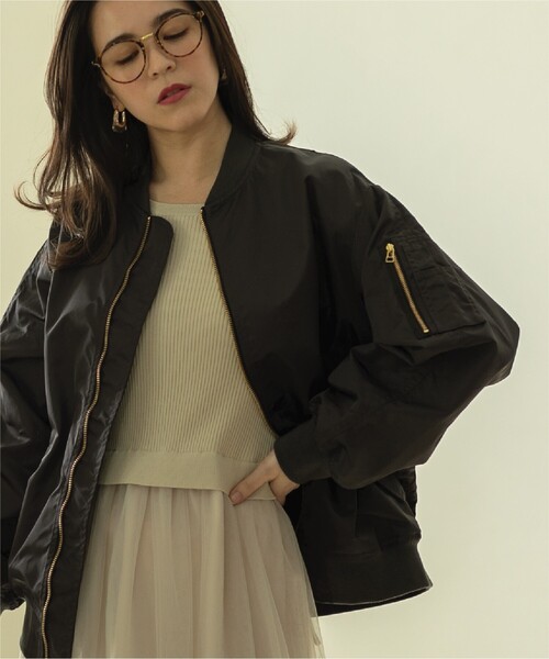 OPAQUE.CLIP（オペークドットクリップ）の「◆≪ヒルナンデス！で紹介≫ オーバーシルエットMA-1【洗濯機洗い可】（ブルゾン・レディース・チャコールグレー/ホワイト・38/40）」の9枚目の写真