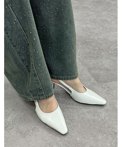Re:EDIT（リエディ）の「[神山まりあさん着用][2024AW SHOES COLLECTION][販売数1千足突破！][大きいサイズ有]バックストラップスクエアトゥミュールパンプス（パンプス・レディース・ゴールド/シルバー/ドット/ホワイト/ブラック/ボルドー/キャメル/レオパード・LARGE/X-LARGE/MEDIUM/SMALL/XX-LARGE）」の13枚目の写真