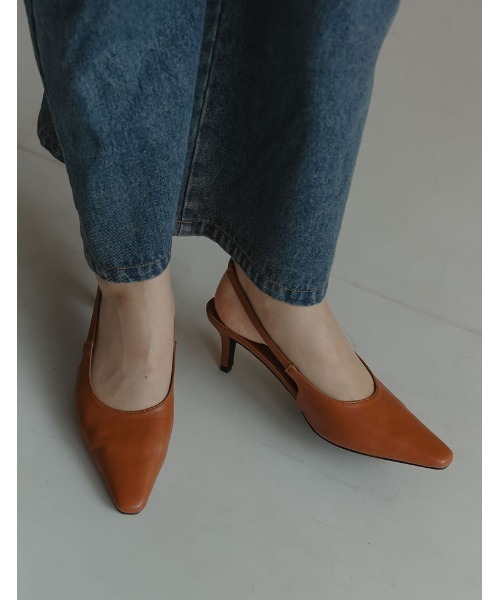 Re:EDIT（リエディ）の「[神山まりあさん着用][2024AW SHOES COLLECTION][販売数1千足突破！][大きいサイズ有]バックストラップスクエアトゥミュールパンプス（パンプス・レディース・ゴールド/シルバー/ドット/ホワイト/ブラック/ボルドー/キャメル/レオパード・LARGE/X-LARGE/MEDIUM/SMALL/XX-LARGE）」の14枚目の写真