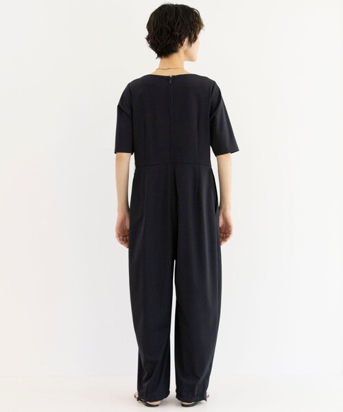 Rie Miller（リエミラー）の「ウォッシャブルスクエアネック