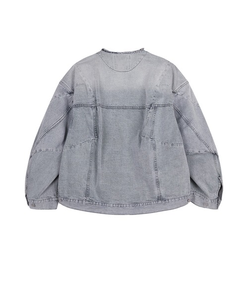 JNBY（ジェーエヌビーワイ）の「Deconstructed Raw-edge Denim Jacket 