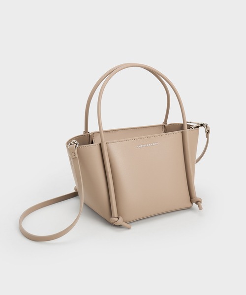 CHARLES & KEITH（チャールズ & キース）の「Elora エロラ