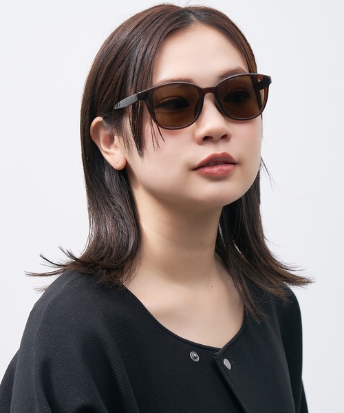 Zoff（ゾフ）の「【Web限定】ウェリントン型 サングラス｜軽量｜偏光レンズ｜Zoff（サングラス・レディース・ブラウン/ブラック・FREE）」の15枚目の写真