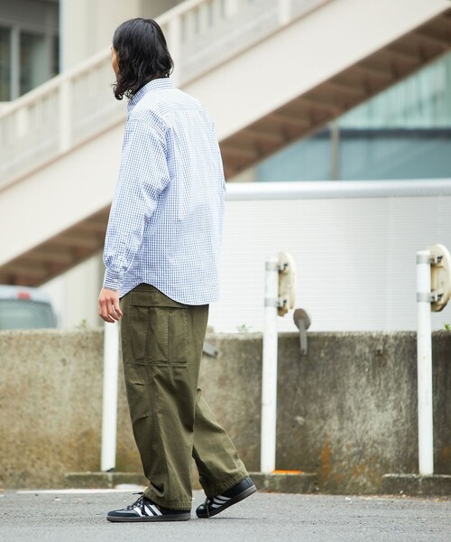 FREAK'S STORE（フリークスストア）の「NEW LOOSE FIT BROAD RC SHIRT LS/ニュー ルーズフィット ブロード レギュラーカラーシャツ ロングスリーブ（シャツ/ブラウス・メンズ・その他9/その他16/その他13/ホワイト/サックスブルー・LARGE/SMALL/MEDIUM）」の7枚目の写真