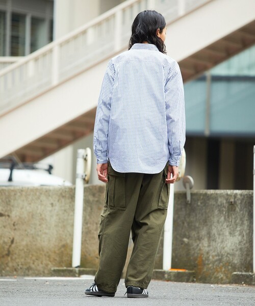 FREAK'S STORE（フリークスストア）の「NEW LOOSE FIT BROAD RC SHIRT LS/ニュー ルーズフィット ブロード レギュラーカラーシャツ ロングスリーブ（シャツ/ブラウス・メンズ・その他9/その他16/その他13/ホワイト/サックスブルー・LARGE/SMALL/MEDIUM）」の8枚目の写真