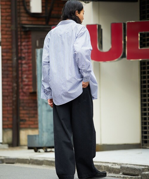 FREAK'S STORE（フリークスストア）の「NEW LOOSE FIT BROAD RC SHIRT LS/ニュー ルーズフィット ブロード レギュラーカラーシャツ ロングスリーブ（シャツ/ブラウス・メンズ・その他9/その他16/その他13/ホワイト/サックスブルー・LARGE/SMALL/MEDIUM）」の13枚目の写真