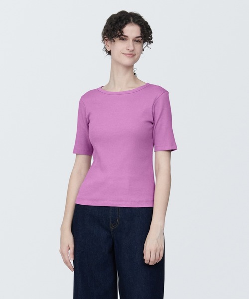 無印良品（ムジルシリョウヒン）の「婦人　ストレッチリブ編みクルーネック半袖Ｔシャツ（Tシャツ/カットソー・レディース・ライトブルー/オフホワイト/ブラック/ホワイト系8/ピンク/ブラック系・XL/L/M/S）」の6枚目の写真