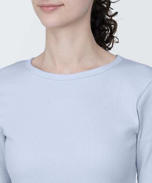 無印良品（ムジルシリョウヒン）の「婦人　ストレッチリブ編みクルーネック半袖Ｔシャツ（Tシャツ/カットソー・レディース・ライトブルー/オフホワイト/ブラック/ホワイト系8/ピンク/ブラック系・XL/L/M/S）」の14枚目の写真