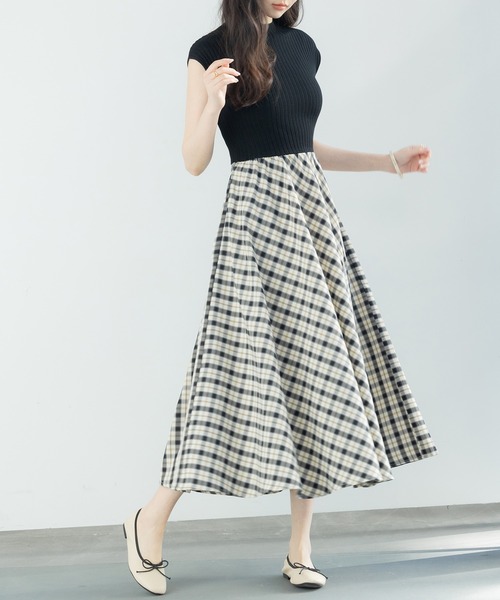 SAISON DE PAPILLON(セゾンドパピヨン)の「ニットトップスとチェック柄スカートのドッキングワンピース(ワンピース・レディース・ブラック/グリーン・S/M/L)」の11枚目の写真