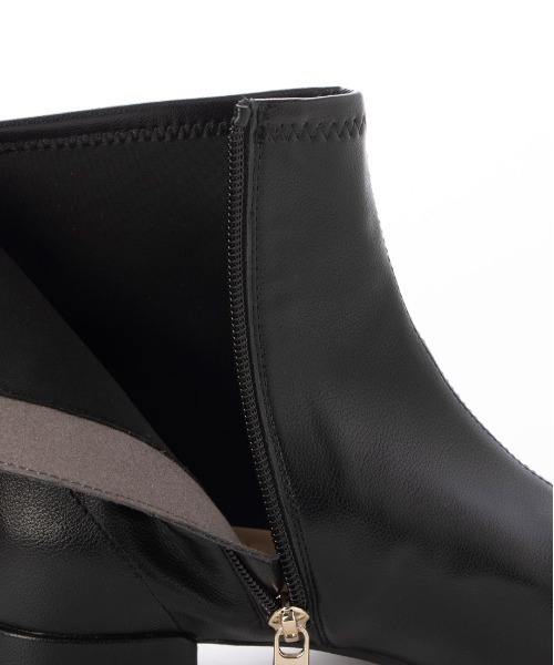 enchanted(エンチャンテッド)の「スクエアカバードサンダル(サンダル・レディース・アイボリー/ブラック・39/38/37/36/35)」の11枚目の写真