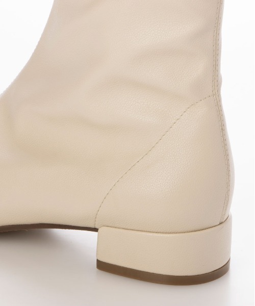 enchanted(エンチャンテッド)の「スクエアカバードサンダル(サンダル・レディース・アイボリー/ブラック・39/38/37/36/35)」の6枚目の写真