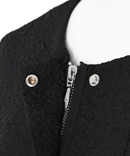Narcissus(ナルシス)の「ジャガードブラウスジャケット ベスト オケージョン(ノーカラージャケット・レディース・ブラック/ベージュ・FREE)」の10枚目の写真