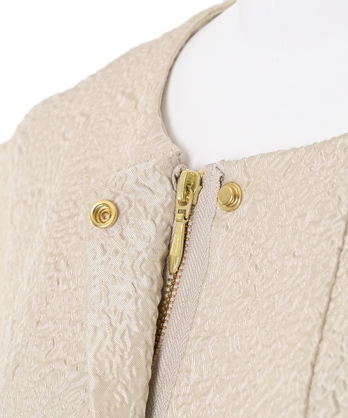 Narcissus(ナルシス)の「ジャガードブラウスジャケット ベスト オケージョン(ノーカラージャケット・レディース・ブラック/ベージュ・FREE)」の14枚目の写真