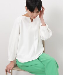 ◆UV 袖口パール調ボタンキーネックジャージ【洗濯機洗い可】