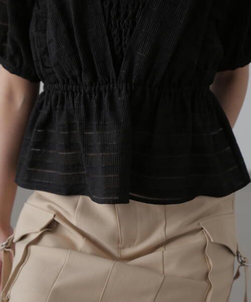 FREE'S MART（フリーズマート）の「◆肩フリルシャーリングペプラムブラウス（シャツ/ブラウス・レディース・ブラック/ホワイト/イエロー・FREE）」の15枚目の写真