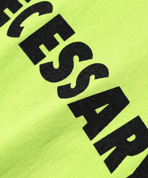 NECESSARY or UNNECESSARY(ネセサリーオアアンネセサリー)の「NECESSARY or UNNECESSARY / NOUN プリントTシャツ(Tシャツ/カットソー・メンズ・ホワイト/イエロー系その他3・MEDIUM/LARGE)」の9枚目の写真