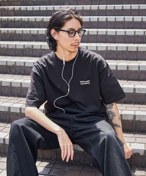 FFEIN(フェイン)の「*新色追加【FFEIN(フェイン)】ワンポイントロゴ刺繍 / Tシャツ クルーネック 半袖(Tシャツ/カットソー・メンズ・ブラック/ネイビー/アッシュグレー/ホワイト/ブラウン/レッド・LARGE/MEDIUM/SMALL)」の7枚目の写真