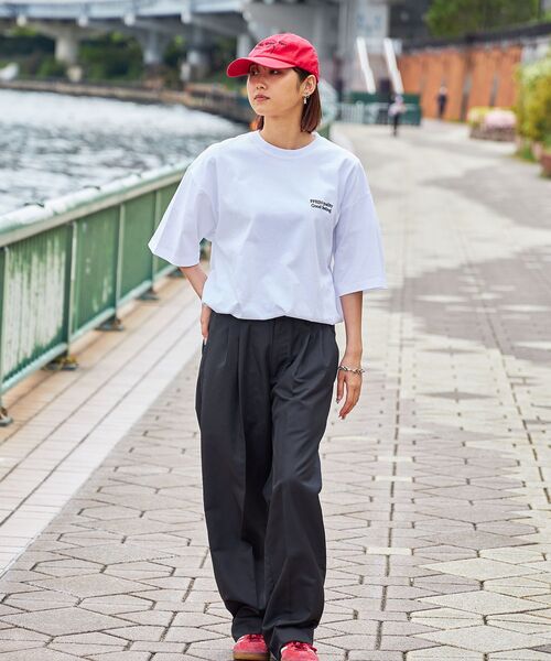 FFEIN（フェイン）の「＊新色追加【FFEIN（フェイン）】ワンポイントロゴ刺繍 / Tシャツ  クルーネック 半袖（Tシャツ/カットソー・メンズ・ブラック/ネイビー/アッシュグレー/ホワイト/ブラウン/レッド・LARGE/MEDIUM/SMALL）」の10枚目の写真