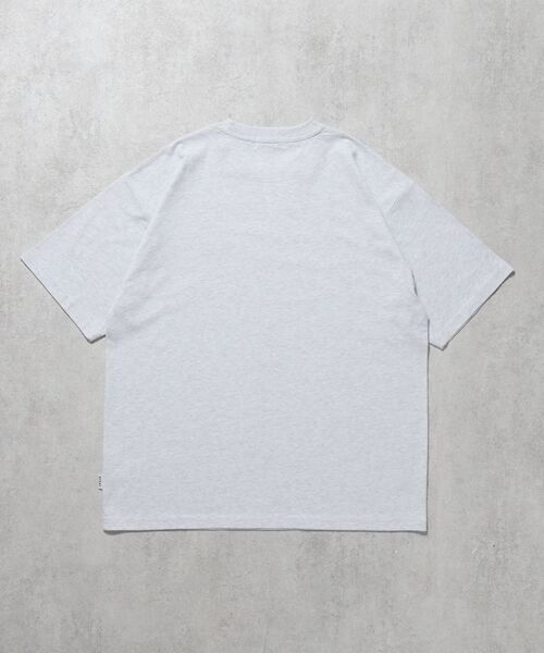 FFEIN（フェイン）の「＊新色追加【FFEIN（フェイン）】ワンポイントロゴ刺繍 / Tシャツ  クルーネック 半袖（Tシャツ/カットソー・メンズ・ブラック/ネイビー/アッシュグレー/ホワイト/ブラウン/レッド・LARGE/MEDIUM/SMALL）」の21枚目の写真