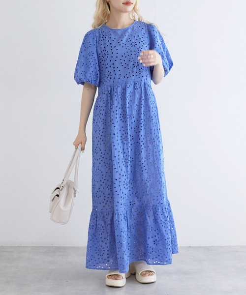 w closet(ダブルクローゼット)の「刺しゅうバックオープンワンピース(ワンピース・レディース・ブラック/ブルー/オフホワイト/オレンジ・FREE)」の3枚目の写真