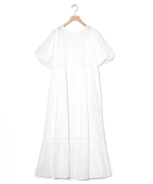 w closet(ダブルクローゼット)の「刺しゅうバックオープンワンピース(ワンピース・レディース・ブラック/ブルー/オフホワイト/オレンジ・FREE)」の15枚目の写真