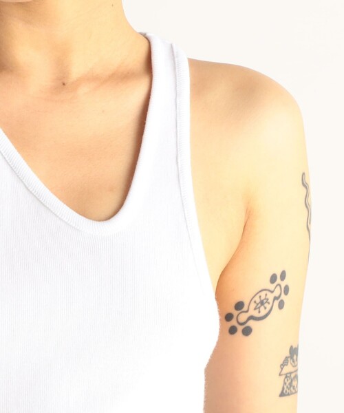 EDITION(エディション)の「コットンフライス アシンメトリータンクトップ(タンクトップ・レディース・ホワイト/ブラック/ブルー/ライトグリーン・36/34)」の12枚目の写真