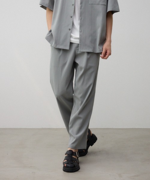 リラックスシルエットパンツ（スラックス）｜AZUL BY MOUSSY（アズールバイマウジー）