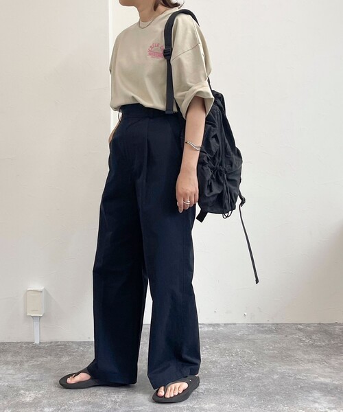 fredy emue（フレディエミュ）の「チノタックパンツ（チノパンツ・レディース・ベージュ/ブラック/カーキ・38/36）」の11枚目の写真