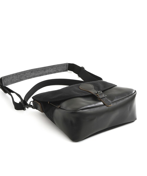 STANDARD SUPPLY（スタンダードサプライ）の「アーツアンドクラフツ / CORDURA SPAN コーデュラスパン / HUNTING SHOULDER S ハンティングショルダーS（ショルダーバッグ・メンズ・ダークベージュ/ブラック・FREE）」の11枚目の写真