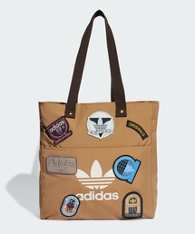 adidas★オリジナルス トートバッグ オレンジ ストライプ アディダス オリジナルス」の“ロースーツ”のグリーンとオレンジ
