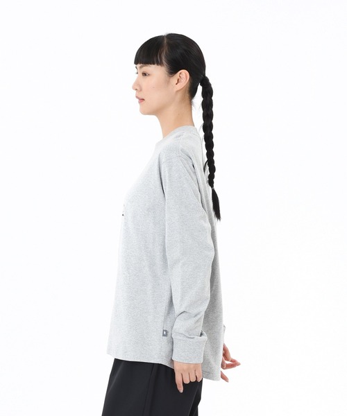NEW BALANCE(ニューバランス)の「フラワーグラフィックロングスリーブTシャツ(Tシャツ/カットソー・レディース・パープル/ライトグレー/アイボリー・X-LARGE/LARGE/MEDIUM/SMALL)」の4枚目の写真