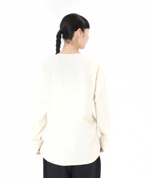 NEW BALANCE(ニューバランス)の「フラワーグラフィックロングスリーブTシャツ(Tシャツ/カットソー・レディース・パープル/ライトグレー/アイボリー・X-LARGE/LARGE/MEDIUM/SMALL)」の11枚目の写真